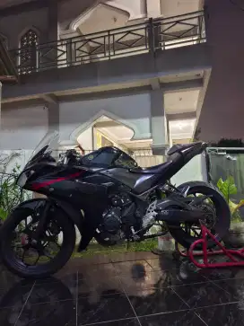 Yamaha r25 2015