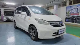 [OLX Mobbi] Honda Freed Putih 1.5 E Bensin-AT 2013 9XW