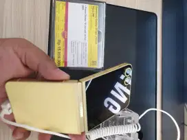 SAMSUNG GALAXY ZFLIP 6 12/256
