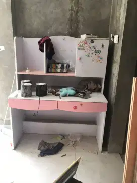 Meja Belajar Anak
