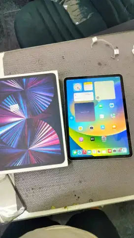 iPad Pro 11inch gen 3 128gb Unit+box Wifi Only ex iBox murah