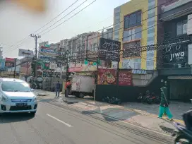 Ruko 3,5 lantai, Jl. Kartini Raya Depok ( Sebrang St. Depok Lama)