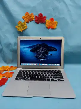Macbook Air 2012 intel core i7 SLIM