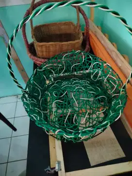 Keranjang buah dan lain-lain
