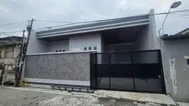 DI JUAL RUMAH BARU DI SELOMAS TIMUR TANAH MAS - SEMARANG BARAT