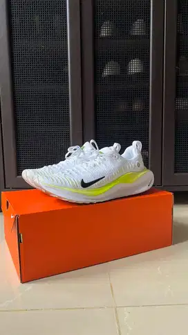 Nike React X Infinity Run 4