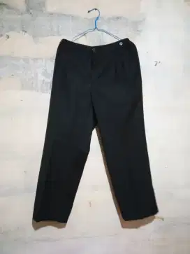 Celana basic house size 34