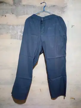 Celana L,code size 33