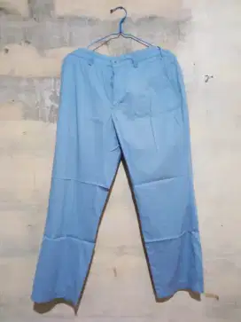 Celana Tremolo biru muda size 33