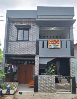 Disewakan rumah hanya lantai 2 lokasi strategis seberang tol Pamulang