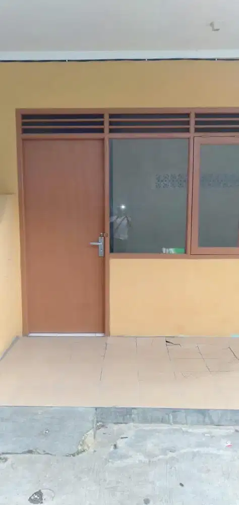 Disewakan kontrakan lokasi strategis