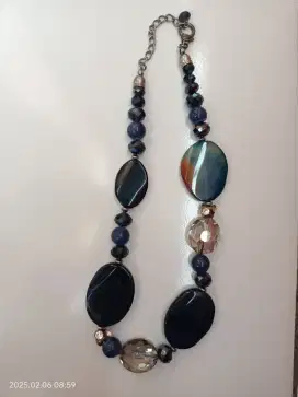 Kalung wanita Berbahan Batu Kalimantan Dan Kristal