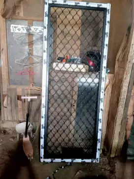 Jual kusen pintu satu dan pintu dua dari bahan aluminium dan kayu