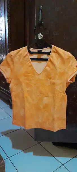 Kaos senam warna orange