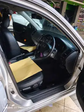 Honda civic Vtis 2005
1700 cc - A/T