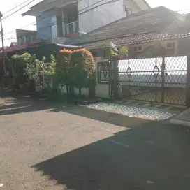 Rumah strategis dekat dng fasilitas umum di Pamulang