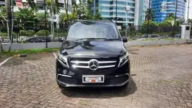 LOW KM! MERCEDES BENZ V250 LONG 2.0 AT TAHUN 2021