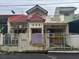 Dijual Rumah Butuh Renovasi di Galaxy Bekasi Selatan