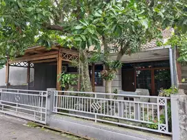 Rumah Nyaman di Kembar dkt BKR Sriwijaya Moh Toha Suryalaya SMAN 11