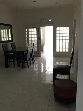 Rumah Bagus Siap Huni di Singgasana Pradana