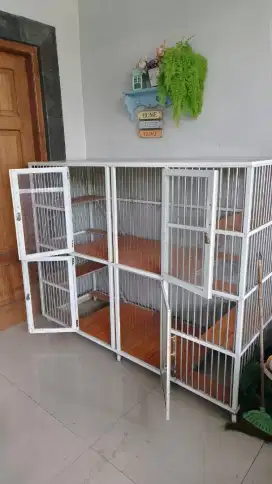 Kandang kucing alumunium 4 kamar