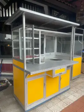 Etalase gerobak baso