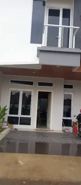 Dijual rumah 2 lantai 10 menit dr Tol Pasir Koja