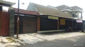 Dijual Ruko dan Gudang Luas , Dekat Jl. Raya Tajem Sleman Yogyakarta