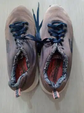Sepatu sketcher original lembayung