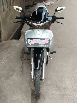 Di jual Jupiter Z Th 2003 pakaian pribadi (No PR, tinggal pakai)