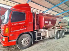 Hino Lohan FL 235 JN Tronton 6×2 Tangki Stainless AWECO Fulors Turbo