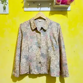 Kemeja motif bunga atasan wanita