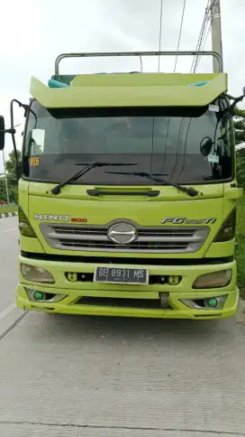 HINO LOHAN TI 2012