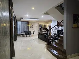 rumah mewah di pondok indah 3 lantai 4 bedroom
