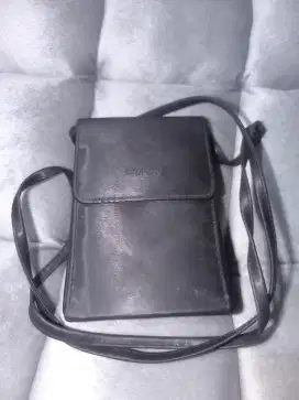 Tas slempang wanita