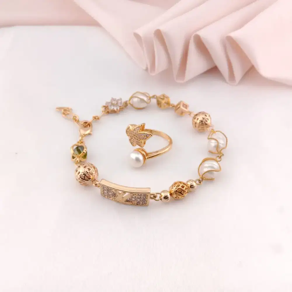Perhiasan mutiara