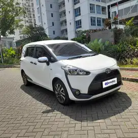 [OLX Mobbi] Toyota Sienta Putih 1.5 E Bensin-MT 2017 BYI