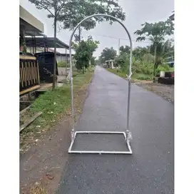 Besi ayunan bayi