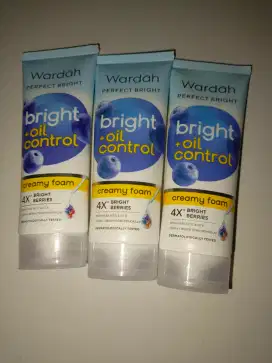Wardah facial foam 100ml