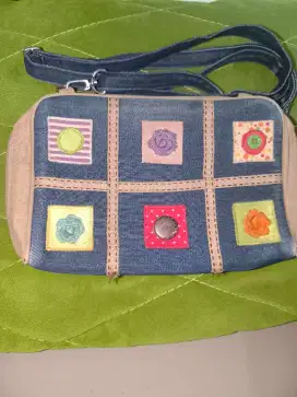 Tas dompet bertali