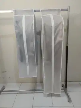Cover baju gantung, rapi, anti debu & air. Penutup pakaian gantungan.