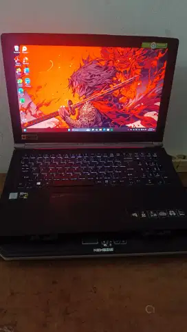 Laptop acer vn7 592g