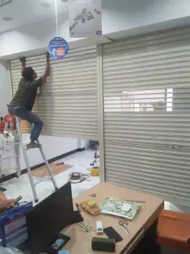 Tukang service rolling door folding gate murah bergaransi berkualitas