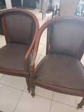 Melayani seevis sofa panggilan