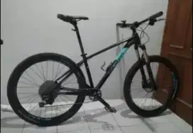 Polygon Xtrada 8. Komplit. Size S.