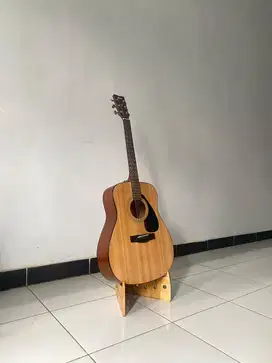 Gitar Akustik Folk Yamaha F310