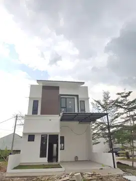 RUMAH 2 LANTAI MURAH DALAM KOMPLEK BESAR