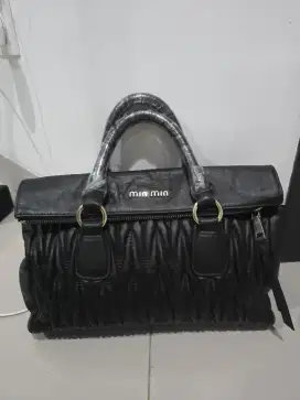 Tas kulit merk MIN MIN