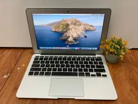 MacBook Air 11 Early 2015
Ci5 1,6Ghz 4Gb 128GB
Cc Batre 1033 Normal