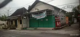 DISEWAKAN RUKO PINGGIR JALAN BESAR, LUAS, DAN MURAH